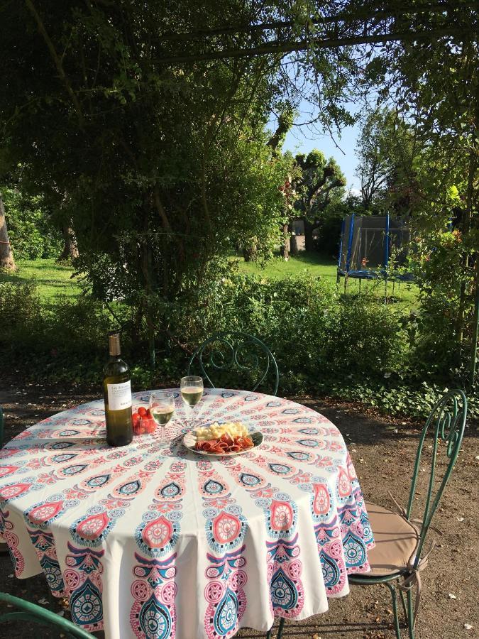 Dans Maison De Charme, Bel Appartement Privatif Saint-Laurent-de-Brevedent Esterno foto