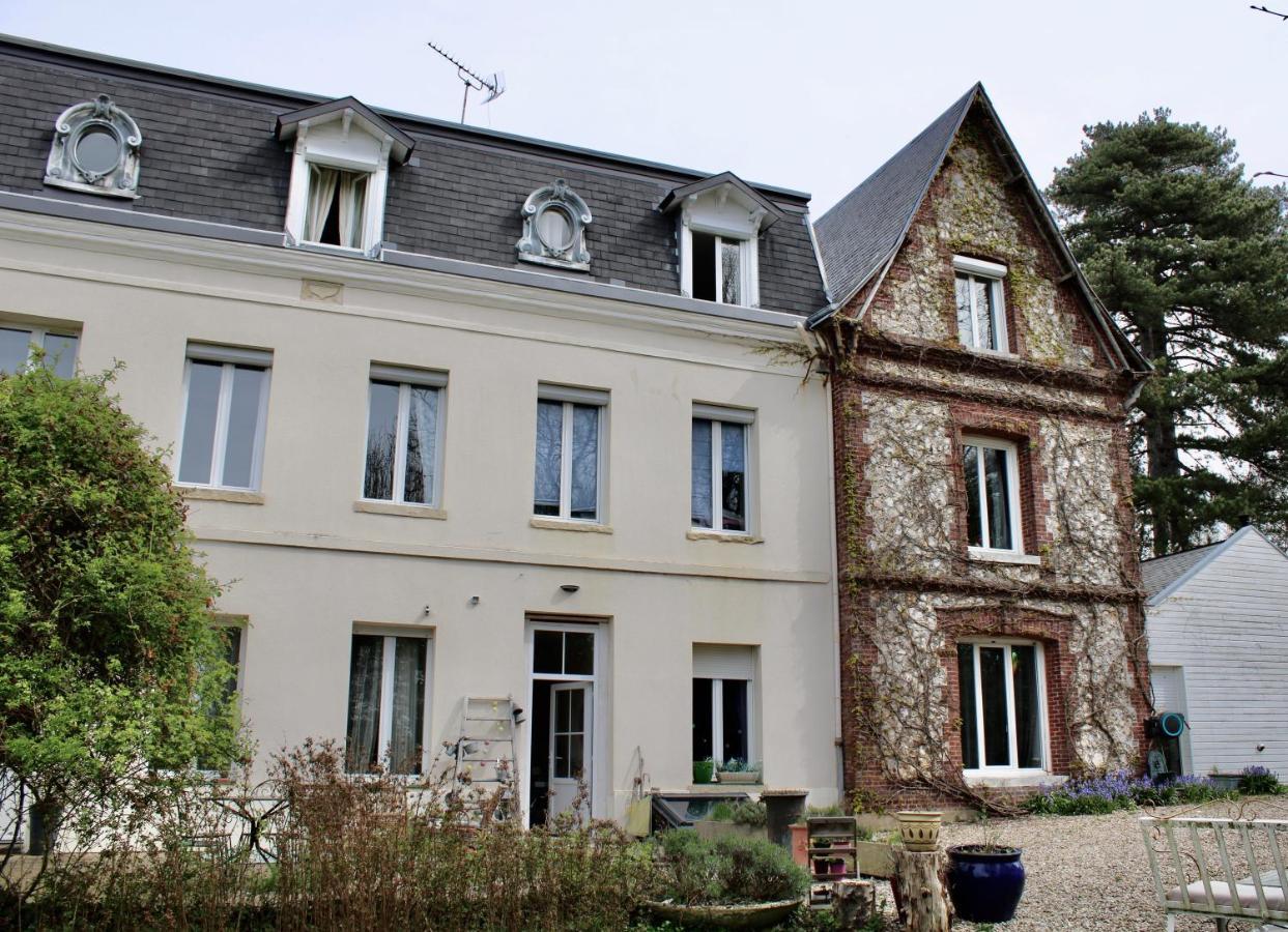 Dans Maison De Charme, Bel Appartement Privatif Saint-Laurent-de-Brevedent Esterno foto